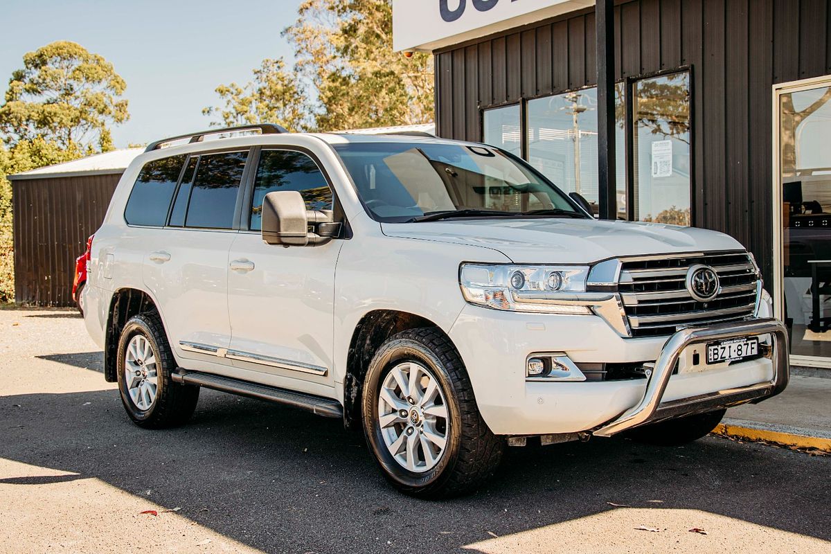 2020 Toyota Landcruiser Sahara VDJ200R