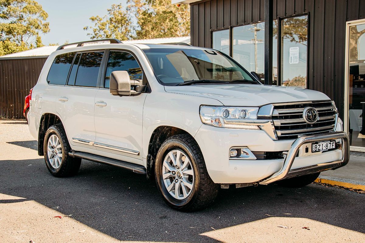 2020 Toyota Landcruiser Sahara VDJ200R
