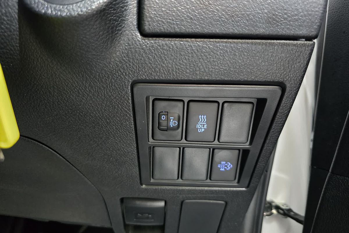 2023 Toyota Hilux SR GUN126R 4X4