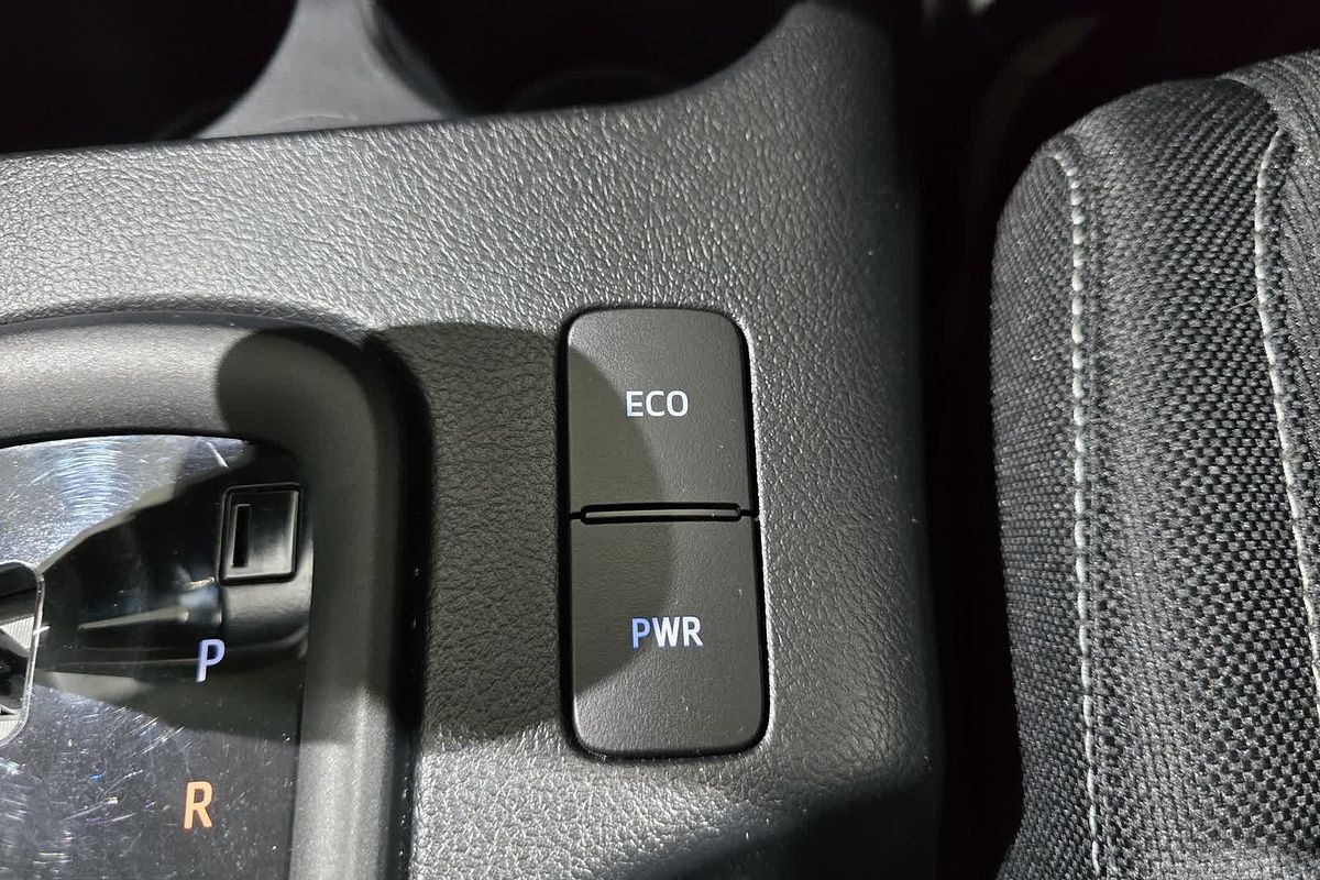 2023 Toyota Hilux SR GUN126R 4X4