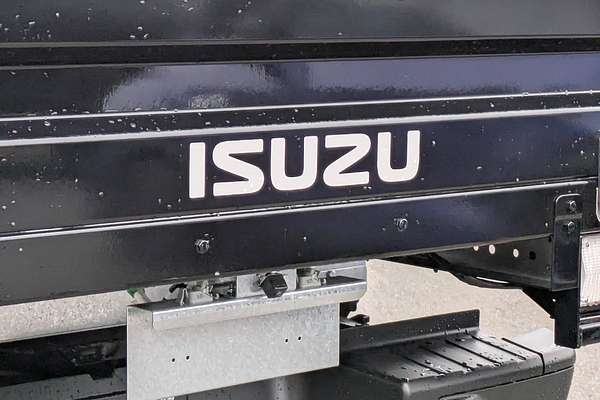 2025 Isuzu D-MAX SX 4X4