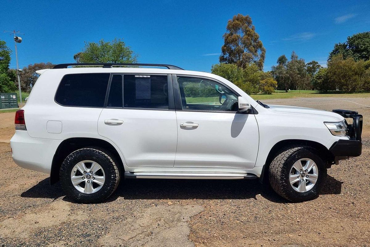 2016 Toyota Landcruiser GXL VDJ200R