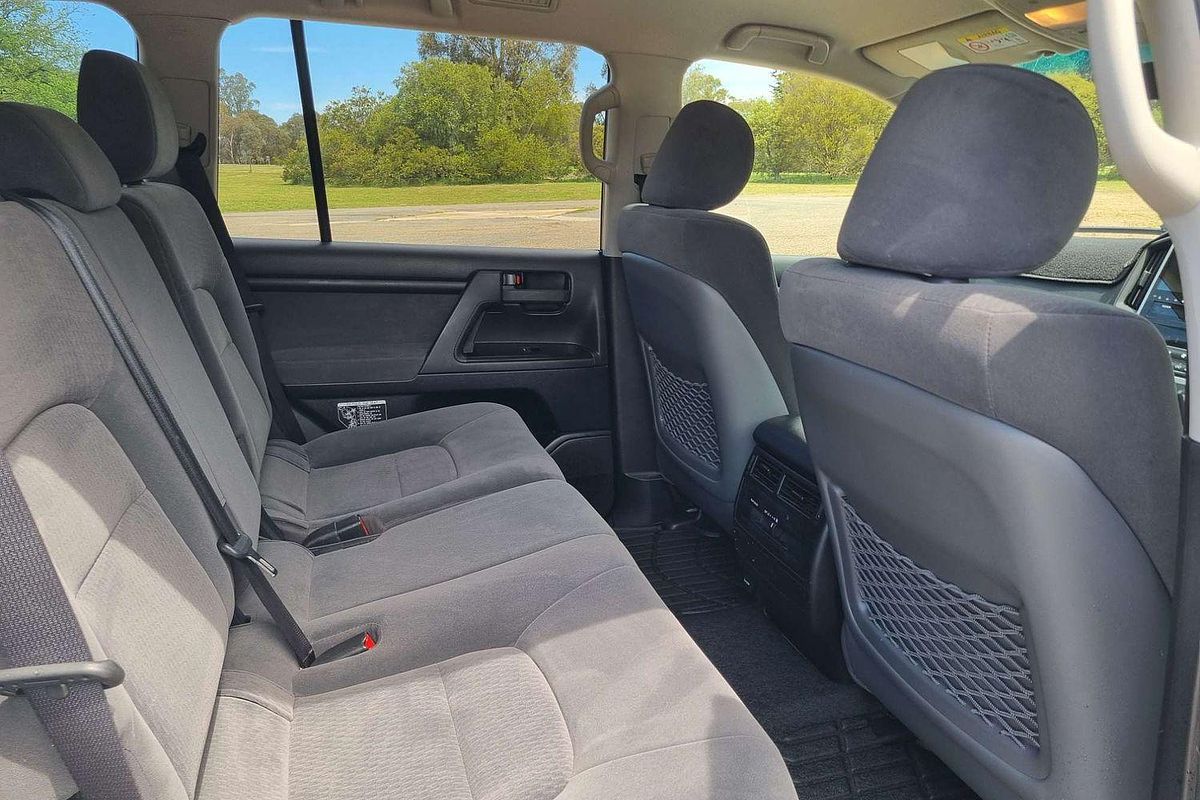 2016 Toyota Landcruiser GXL VDJ200R