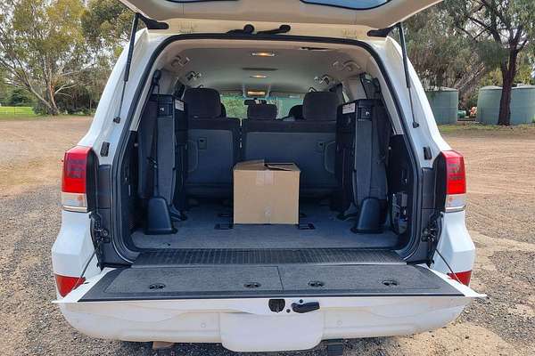 2016 Toyota Landcruiser GXL VDJ200R