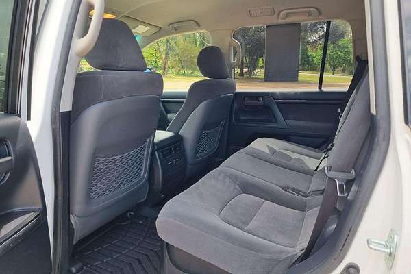 2016 Toyota Landcruiser GXL VDJ200R