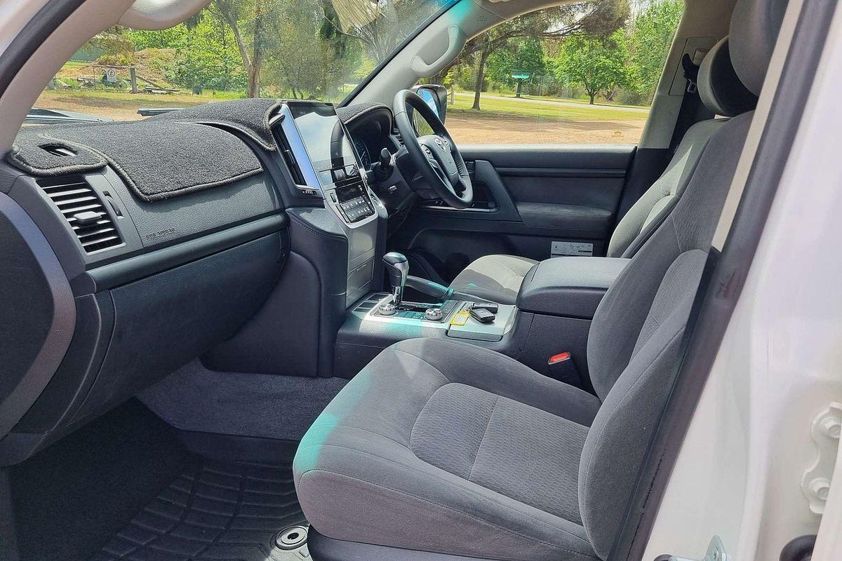 2016 Toyota Landcruiser GXL VDJ200R