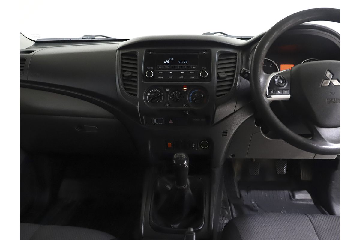 2016 Mitsubishi Triton GLX MQ 4X4