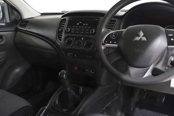 2016 Mitsubishi Triton GLX MQ 4X4