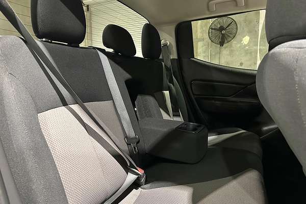 2020 Mitsubishi Triton GLX-R MR 4X4