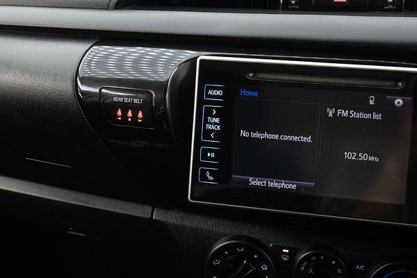 2018 Toyota Hilux SR GUN126R 4X4