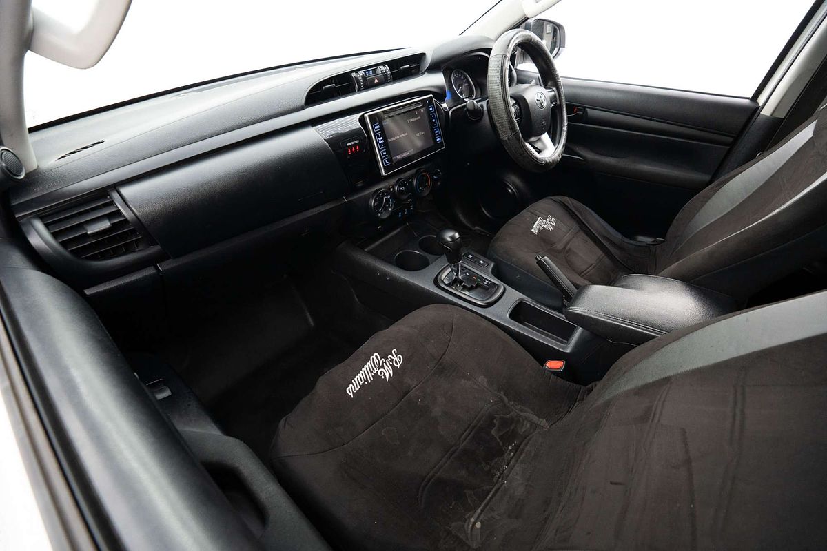2018 Toyota Hilux SR GUN126R 4X4