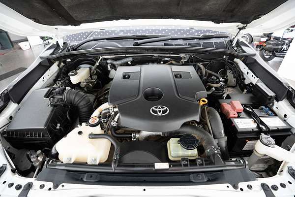 2018 Toyota Hilux SR GUN126R 4X4