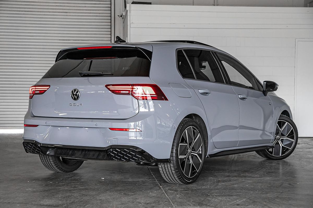 2025 Volkswagen Golf 110TSI R-Line 8.5