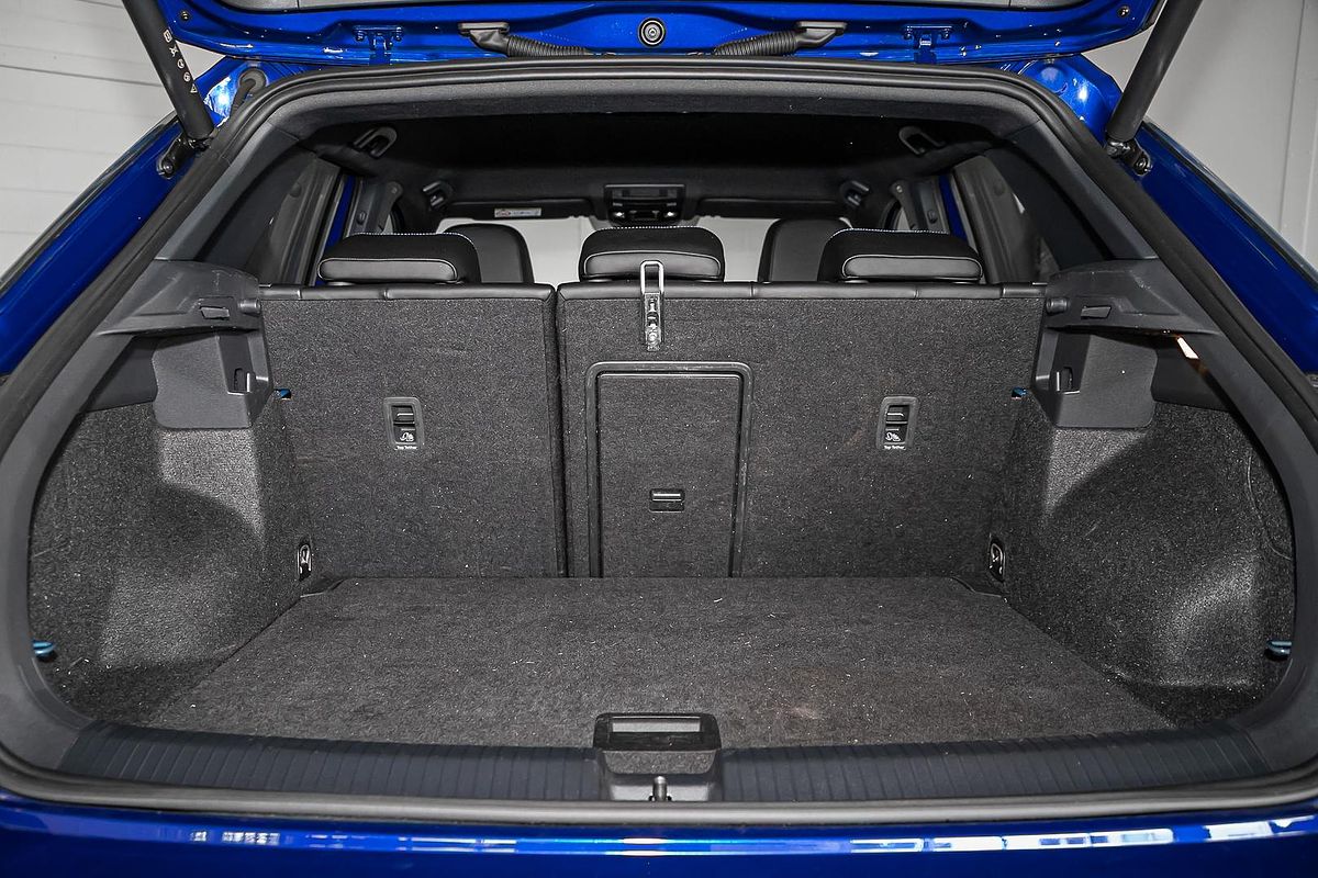 2024 Volkswagen T-Roc R D11