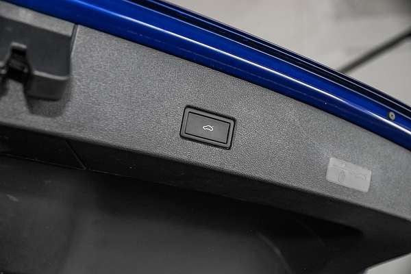 2024 Volkswagen T-Roc R D11