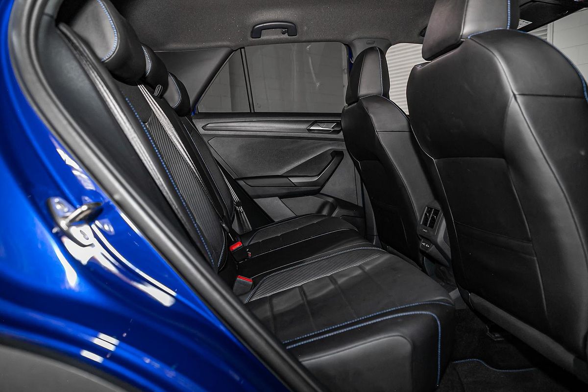 2024 Volkswagen T-Roc R D11