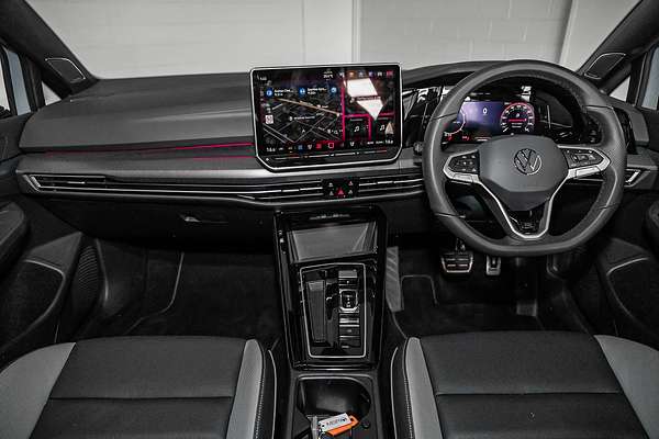 2025 Volkswagen Golf 110TSI R-Line 8.5