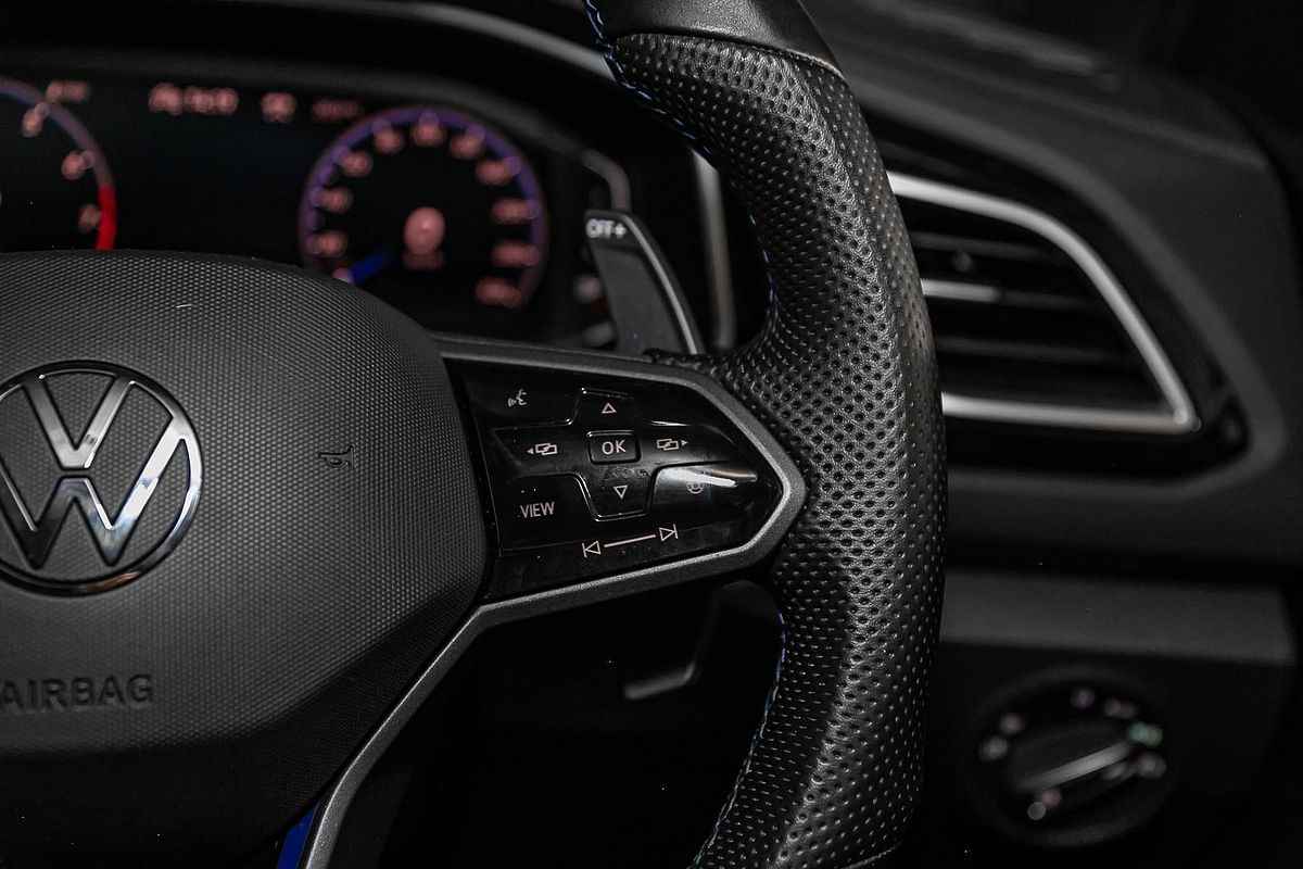 2024 Volkswagen T-Roc R D11