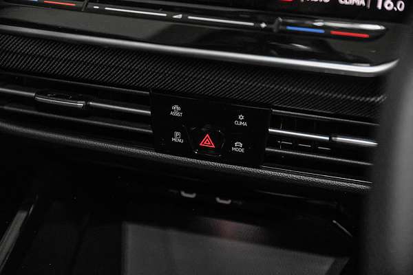 2025 Volkswagen Golf 110TSI R-Line 8.5