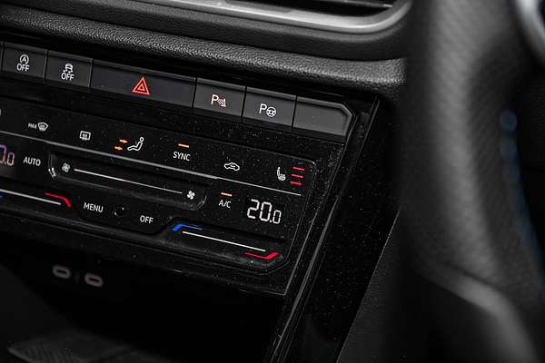 2024 Volkswagen T-Roc R D11