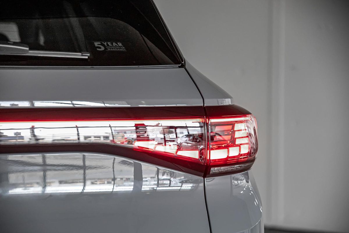 2025 Volkswagen ID.4 Pro E2