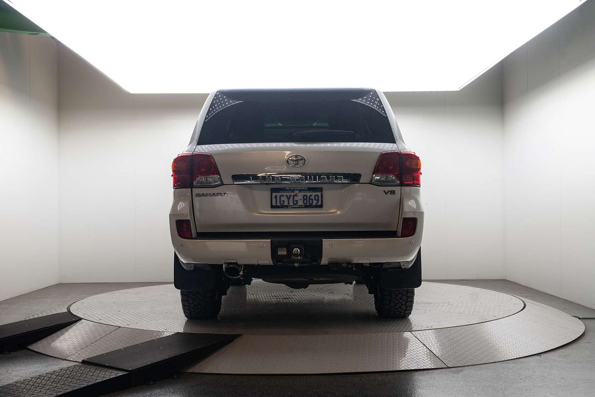 2015 Toyota Landcruiser Sahara VDJ200R