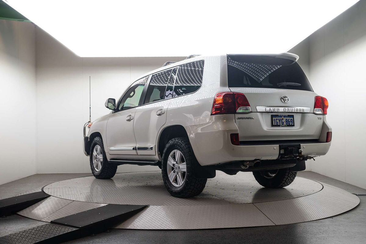 2015 Toyota Landcruiser Sahara VDJ200R