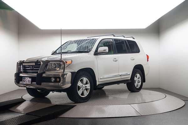 2015 Toyota Landcruiser Sahara VDJ200R