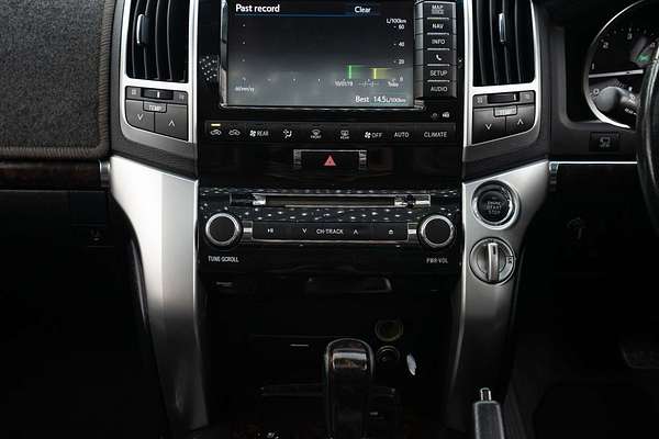 2015 Toyota Landcruiser Sahara VDJ200R