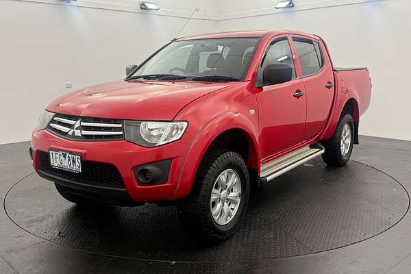 2015 Mitsubishi Triton GLX MN 4X4