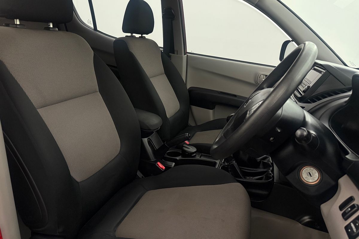 2015 Mitsubishi Triton GLX MN 4X4