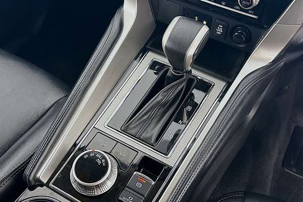 2020 Mitsubishi Pajero Sport GLS QF