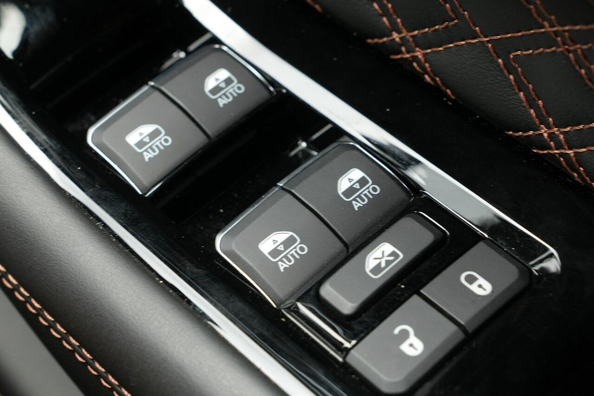 2023 Jeep Grand Cherokee Summit Reserve 4xe WL