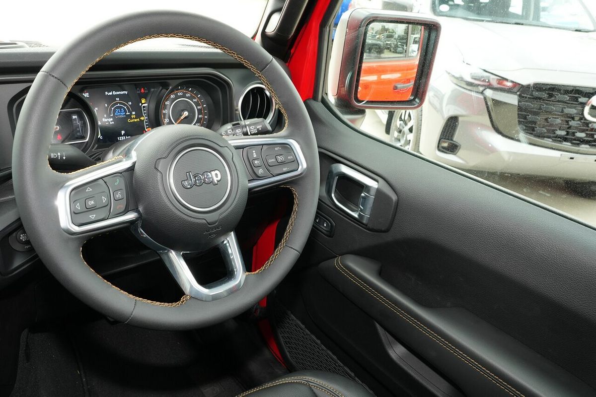 2023 Jeep Wrangler Unlimited Overland JL