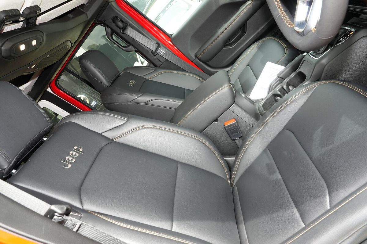 2023 Jeep Wrangler Unlimited Overland JL