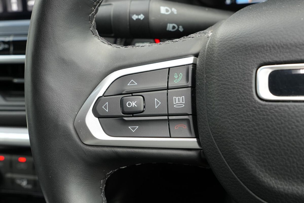 2023 Jeep Compass S-Limited M6