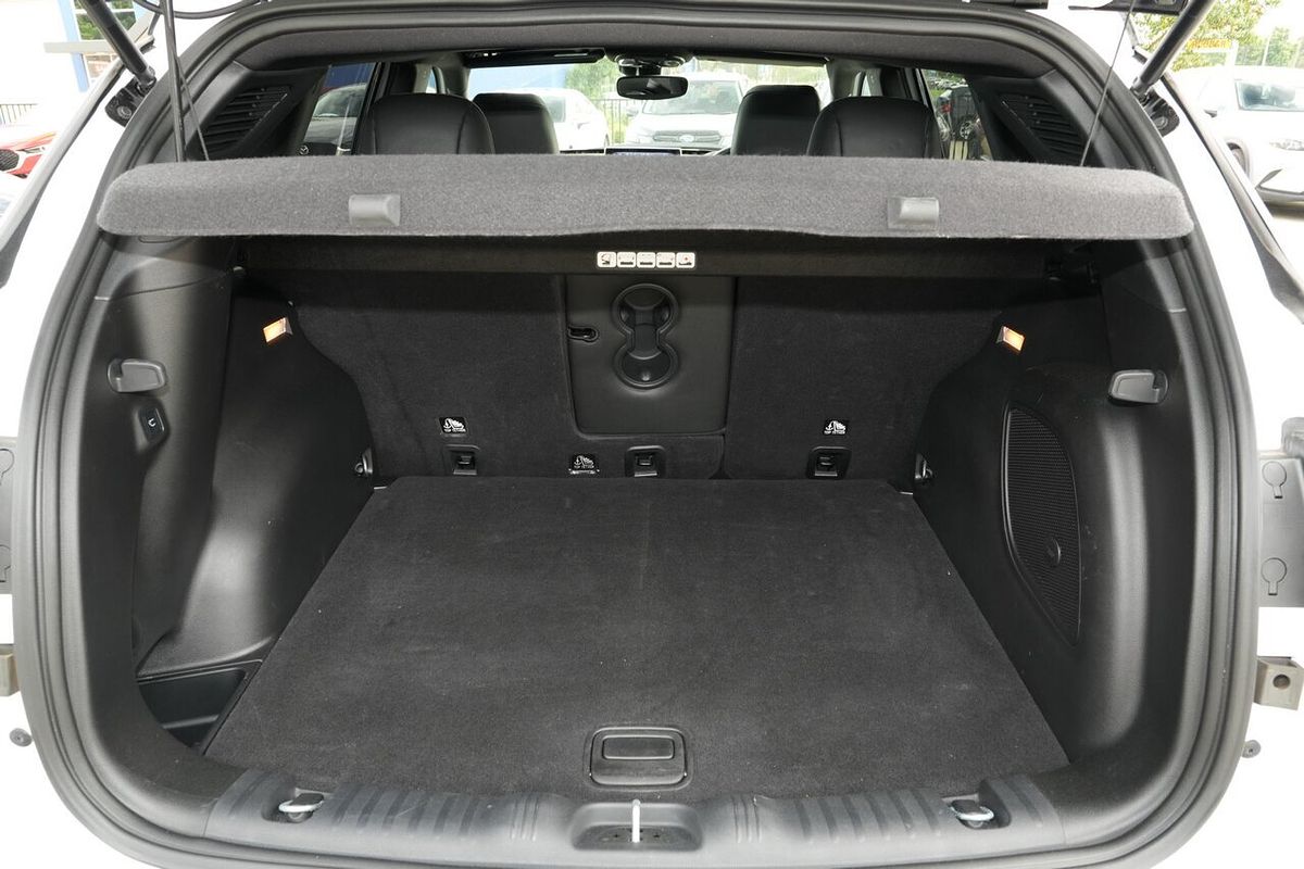 2023 Jeep Compass S-Limited M6