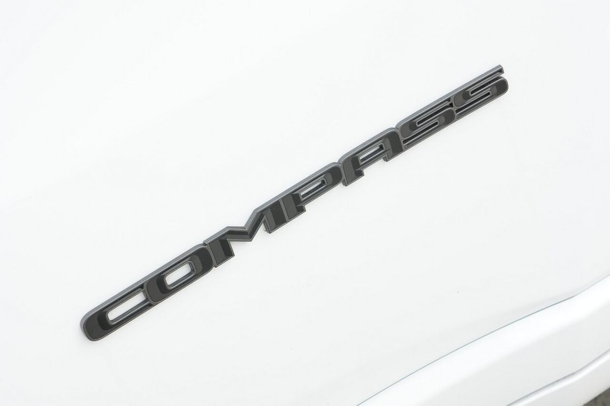 2023 Jeep Compass S-Limited M6