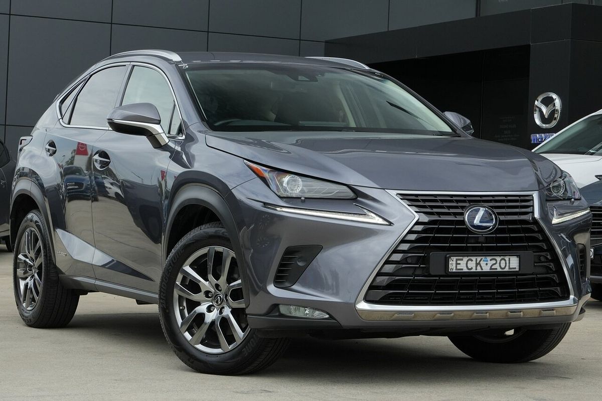 2019 Lexus NX NX300h Luxury AYZ10R