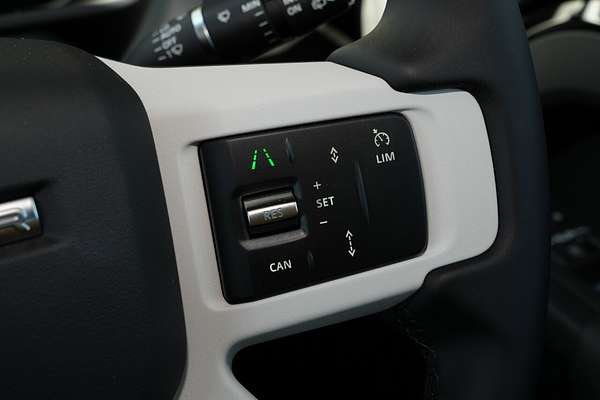 2025 Land Rover Defender 110 P400 S L663