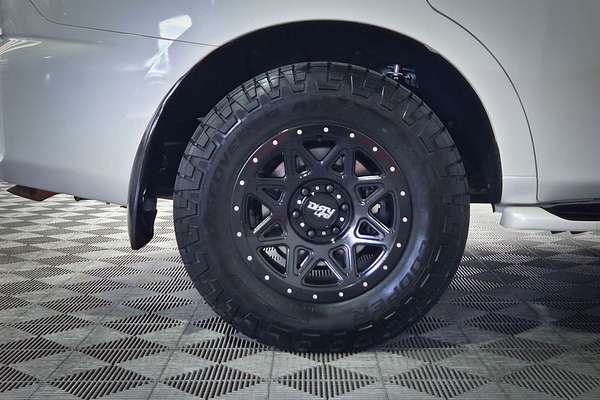 2020 Nissan Patrol Ti Y62 Series 5