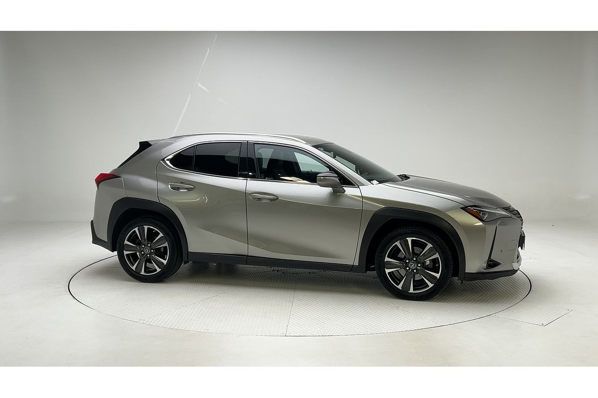 2019 Lexus UX UX200 Luxury MZAA10R