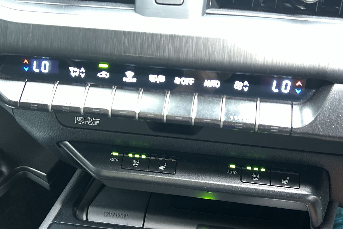 2019 Lexus UX UX200 Luxury MZAA10R