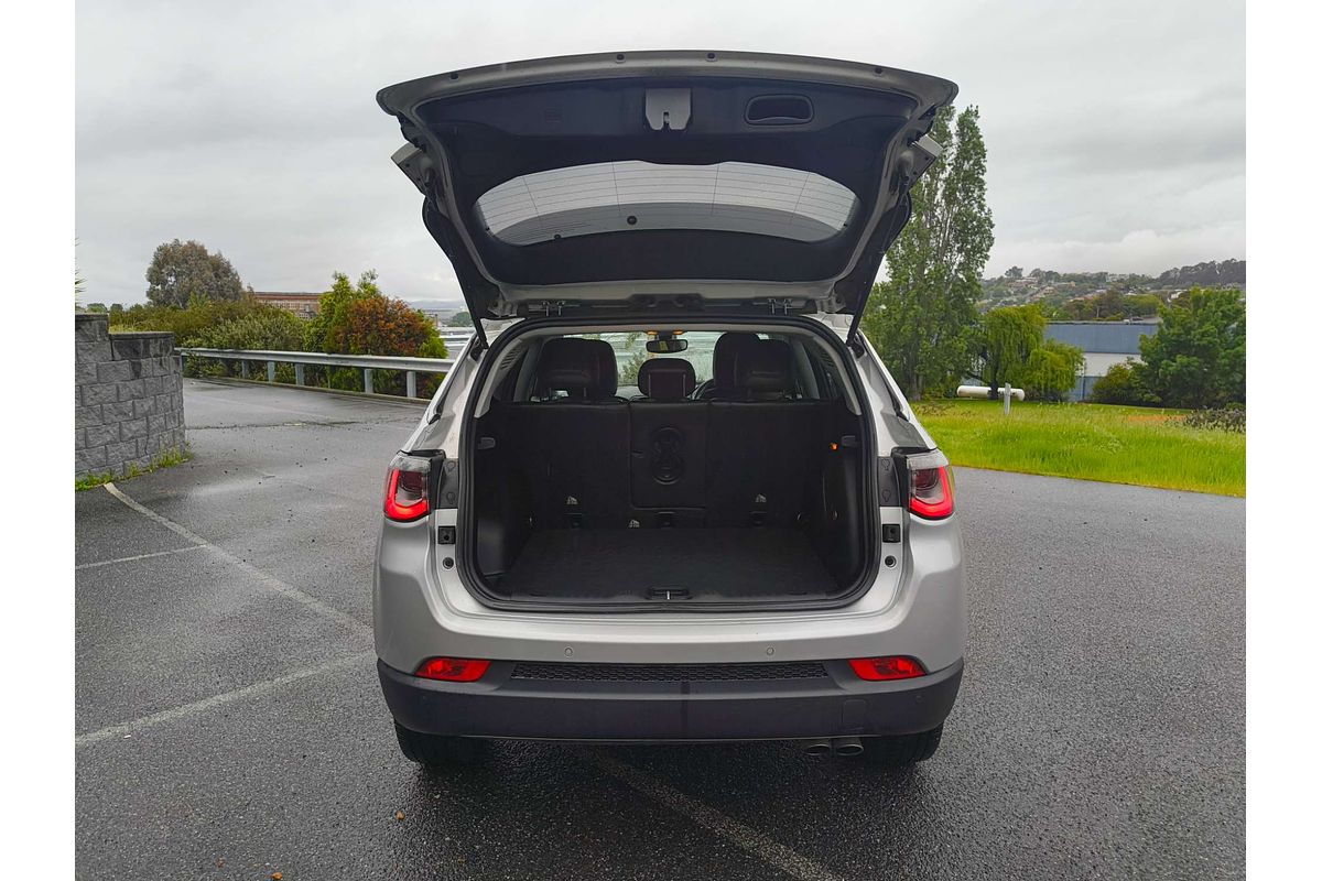 2018 Jeep Compass Limited M6