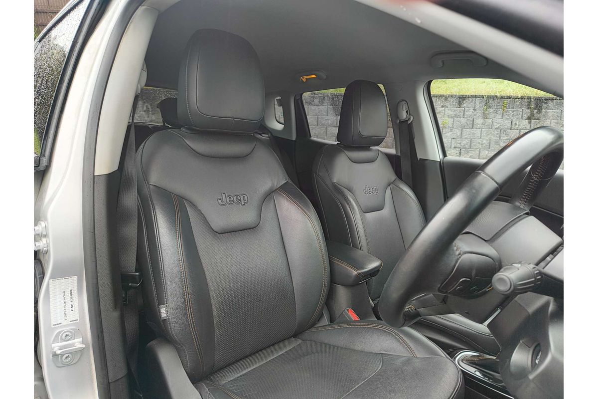 2018 Jeep Compass Limited M6