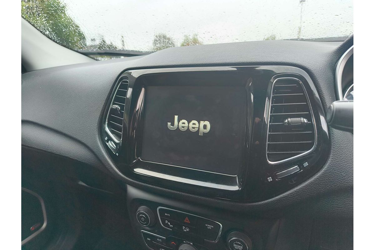 2018 Jeep Compass Limited M6