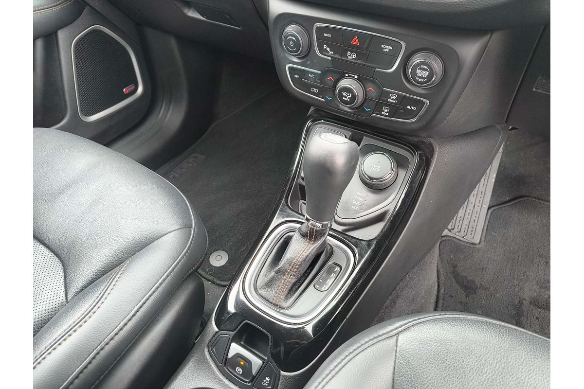 2018 Jeep Compass Limited M6