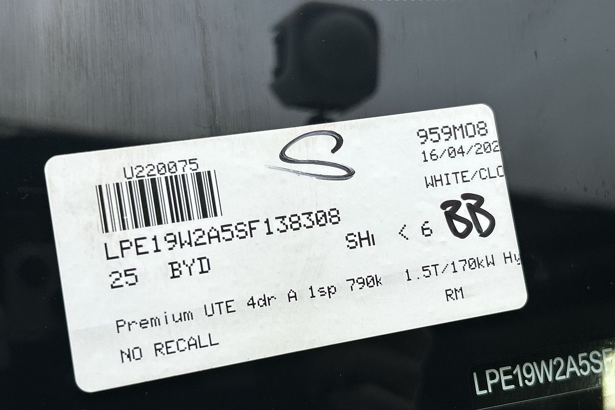 2025 BYD SHARK 6 Premium All Wheel Drive