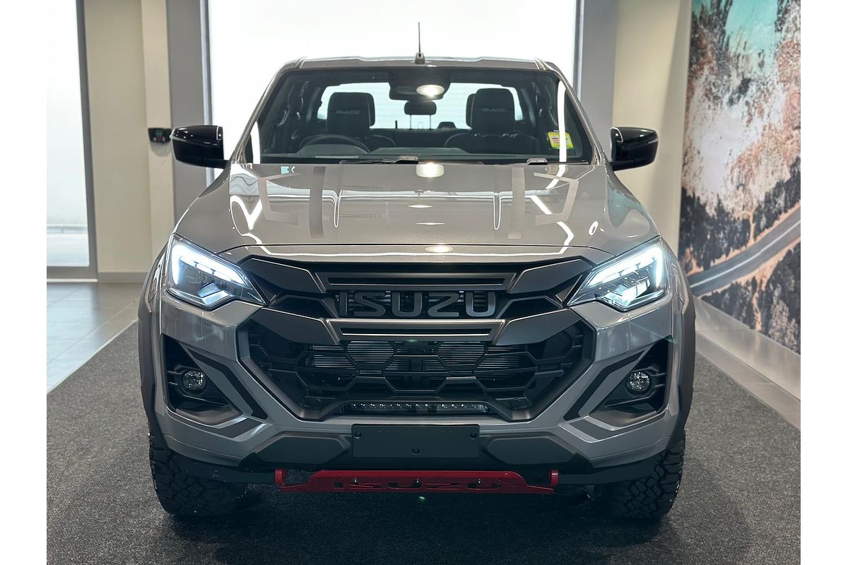 2025 Isuzu D-MAX BLADE 4X4