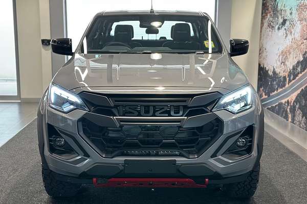 2025 Isuzu D-MAX BLADE 4X4